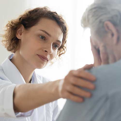 Importanța psihologului în managementul cancerului de sân sau colorectal